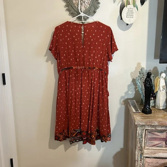 Red torrid dress size 00 - Picture 4 of 7